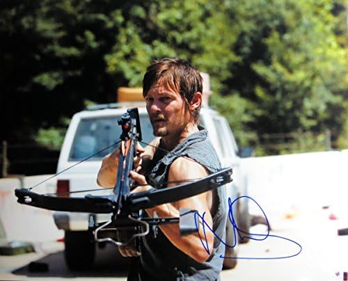 Norman Reedus potpisao potpisanu fotografiju 16x20 The Walking Dead Crossbow GV801908